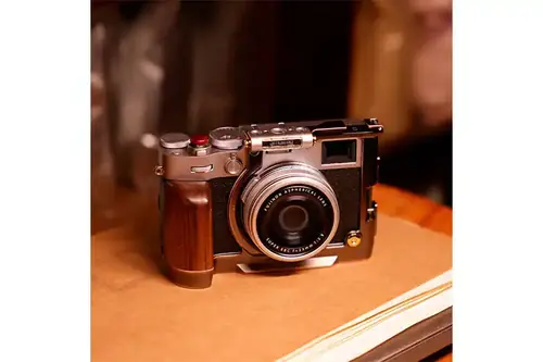 SmallRig 4557 Cage Retro for Fujifilm X100VI