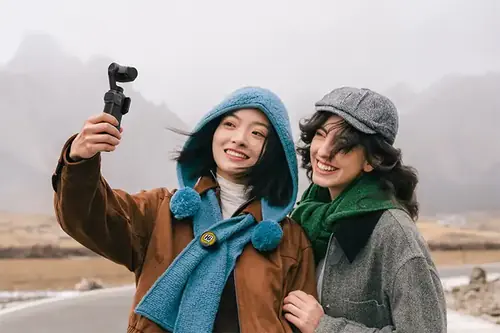Insta360 Luna Ultra Creator Combo Stellar White