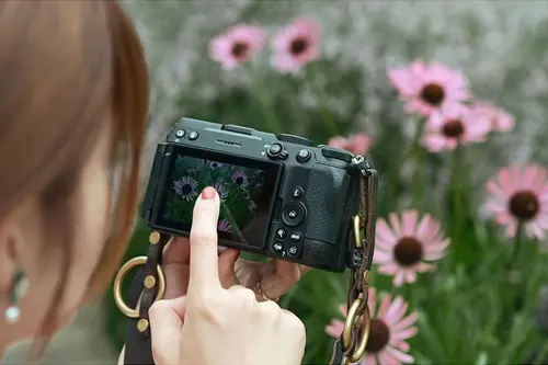 Nikon Z 5IIC Svart + Z 24-70mm f/4 S