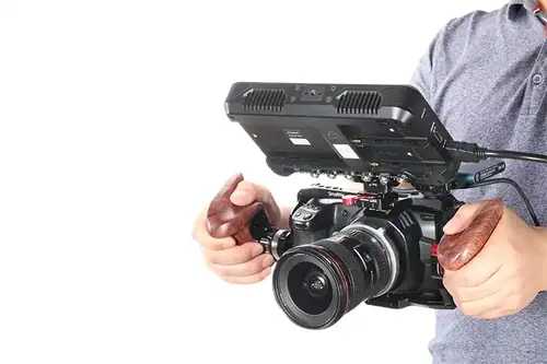 SmallRig 2117 Right Side Wooden Grip with NATO Mount