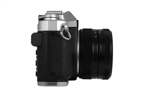 Yashica FX-D 100