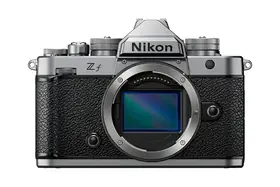 Nikon Z f Hus Sølv
