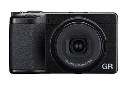 Ricoh GR IV