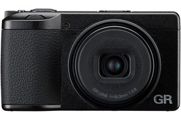 Ricoh GR IV HDF