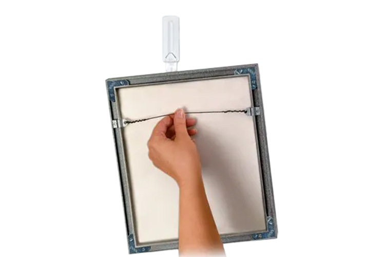 3M Command Picture Hanger for Wire-Backed frames