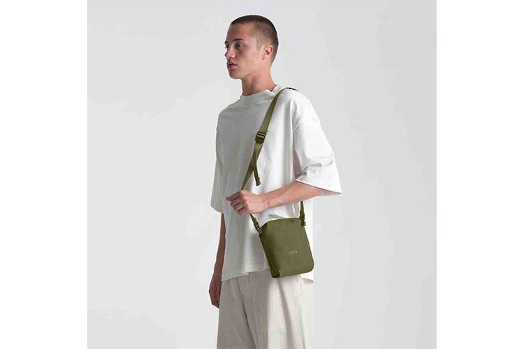 URTH Andesite Skulderveske Grønn