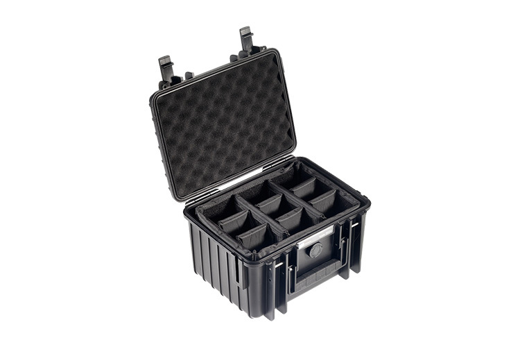 B&W Outdoor Cases Type 2000 Sort RPD m/ Skillevegger