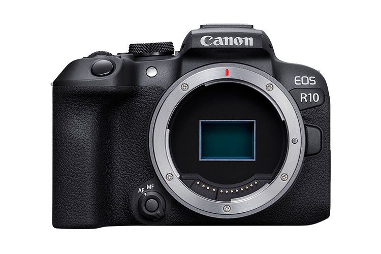 Canon EOS R10 Hus m/EF-EOS R-adapter