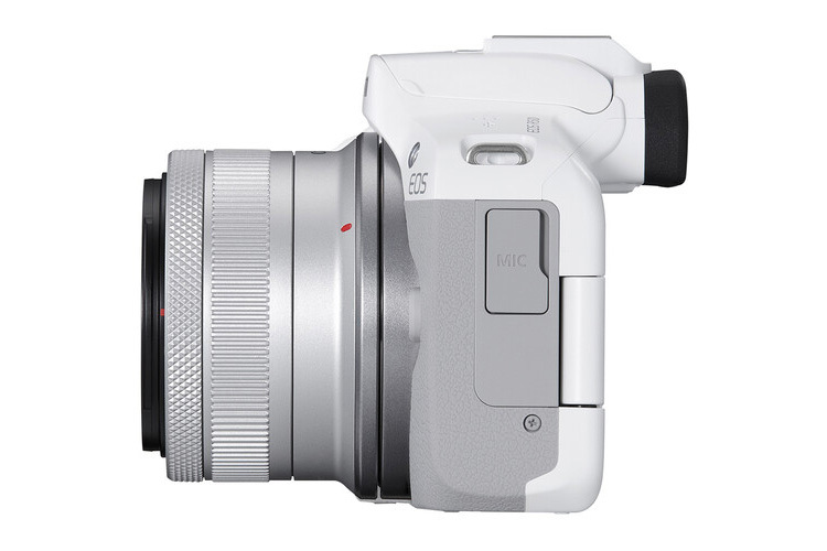 Canon EOS R50 Hvit + RF-S 18-45mm f/4.5-6.3 IS STM