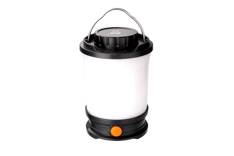 Fenix CL30R 650 Lumen Campinglykt