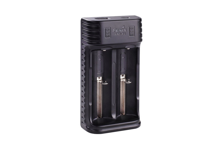 Fenix ARE-X2 Batterilader