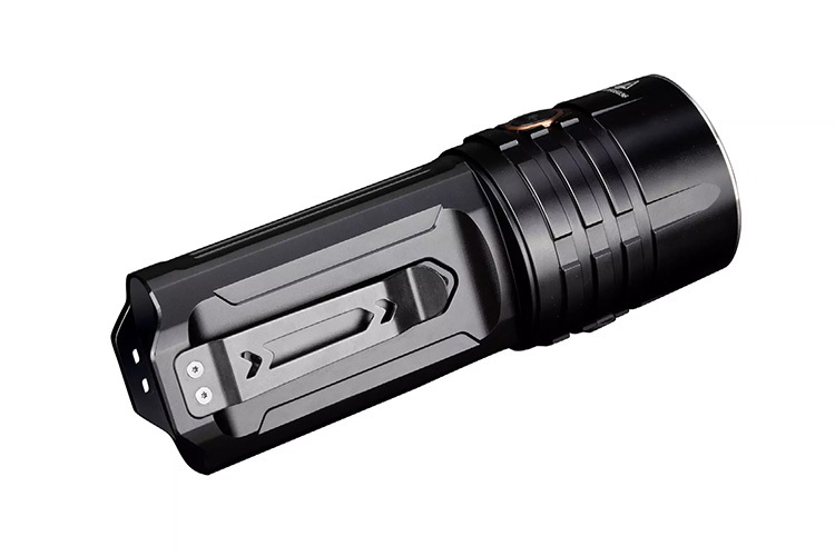 Fenix LR35R 10.000LM Lommelykt