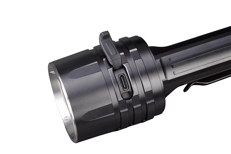 Fenix LR35R 10.000LM Lommelykt