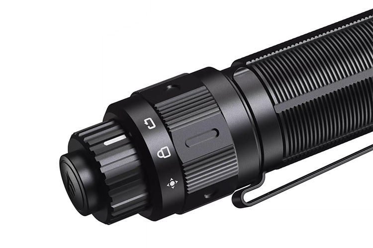 Fenix TK22 TAC LED Lommelykt