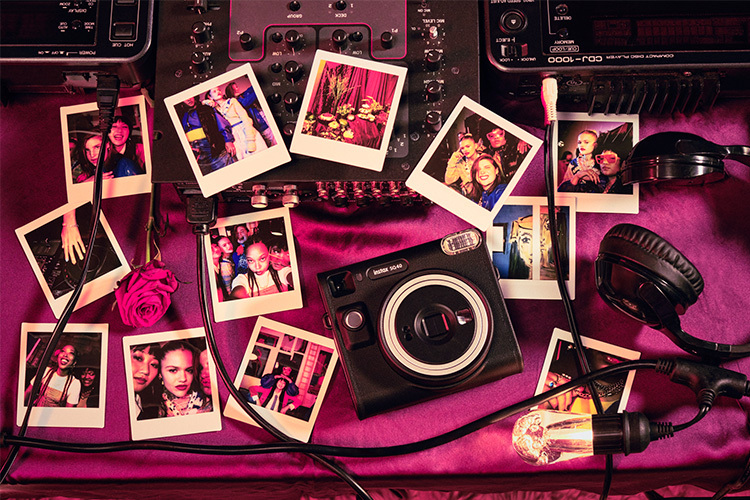 Fujifilm Instax SQUARE SQ40