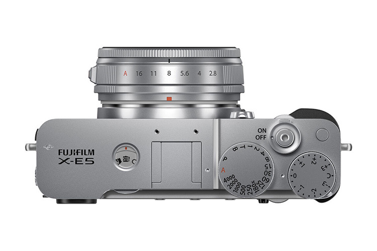 Fujifilm X-E5 + XF 23mm f/2.8 R WR Sølv