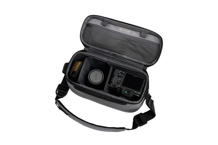 GOMATIC Peter McKinnon Luma Camera Sling 12L Grå