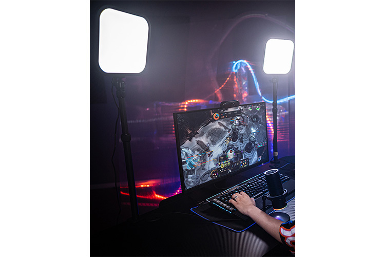 Godox ES30 E-Sport LED-lys m/ Teleskopstativ