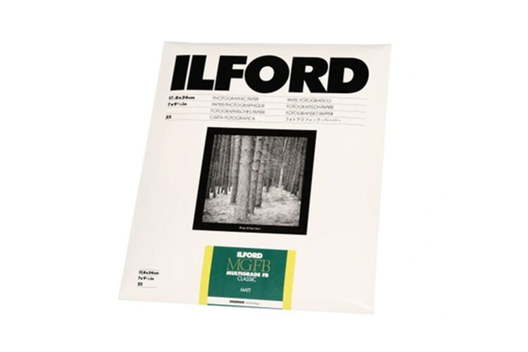 Ilford Multigrade FB 1K Classic Gloss 17,8x24 25 Ark Sort-Hvit
