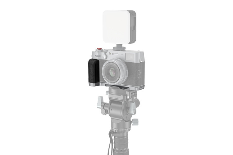 SmallRig 4555 L-Shape Grip for Fujifilm X100VI & X100V Sølv