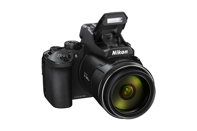 Nikon Coolpix P950