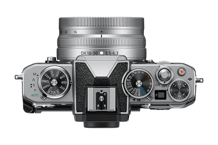 Nikon Z fc + Z DX 16-50mm f/3.5-6.3 VR & Z DX 50-250mm f/4.5-6.3 VR