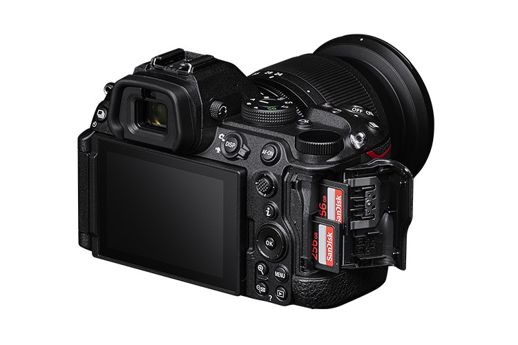 Nikon Z 5II + Z 24-70mm f/4 S