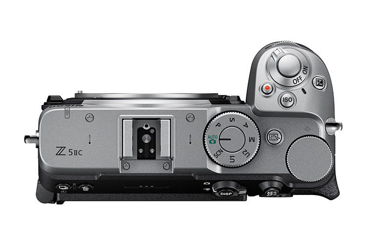 Nikon Z 5IIC Sølv + Z 24-50mm f/4-6.3