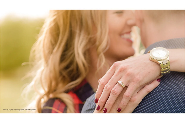 OM SYSTEM M.Zuiko MFT 75mm f/1.8 ED Sort