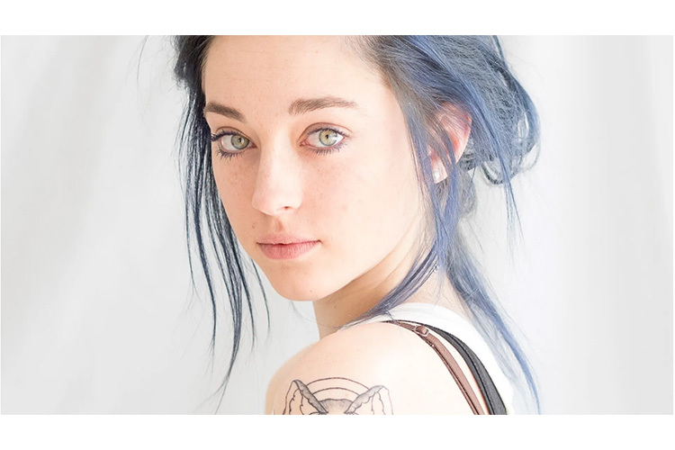 OM SYSTEM M.Zuiko MFT 75mm f/1.8 ED Sort