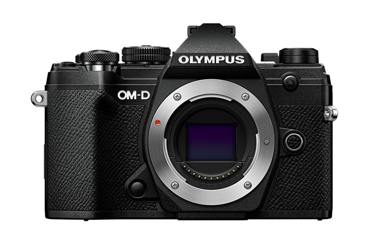 Olympus OM-D E-M5 Mark III Hus Sort