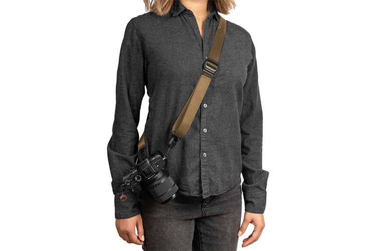 Peak Design Slide Lite Kamerarem Coyote