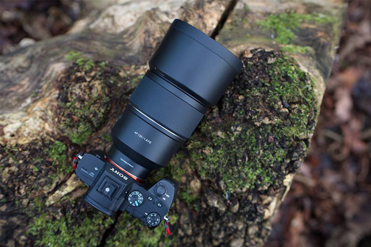 Samyang AF 135mm f/1.8 for Sony FE