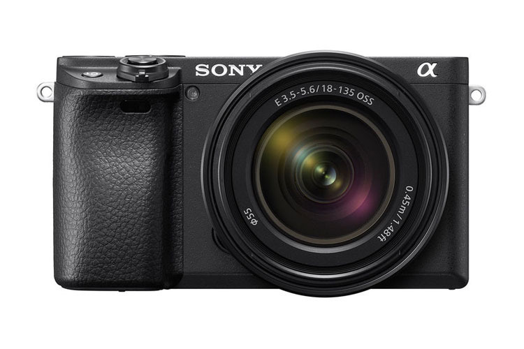 Sony A6400 + 18-135mm f/3.5-5.6 OSS