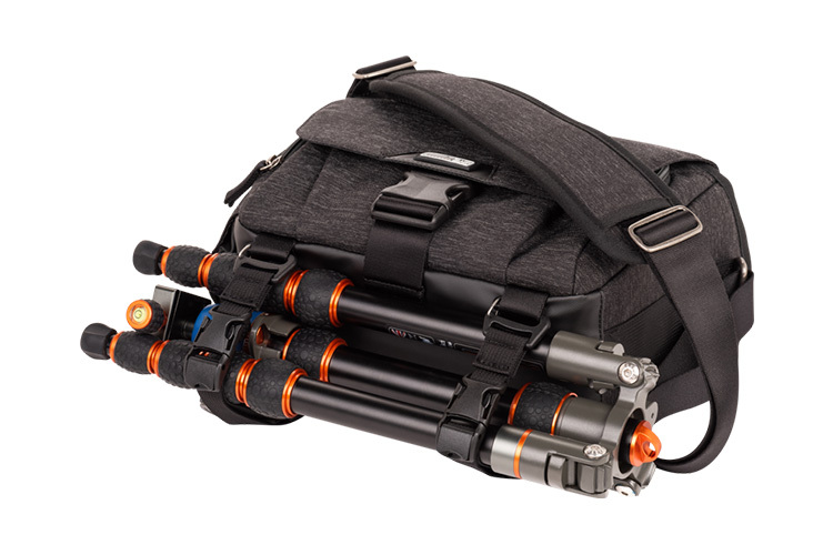 Think Tank Vision 10 Graphite Sort