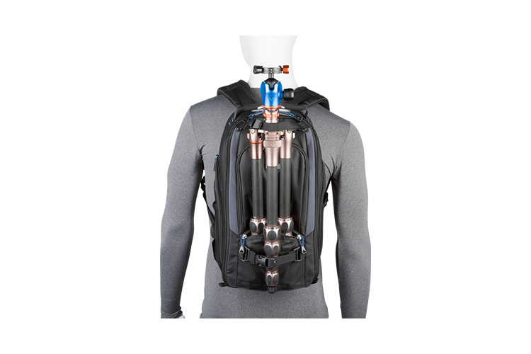 Think Tank Streetwalker V2 Black