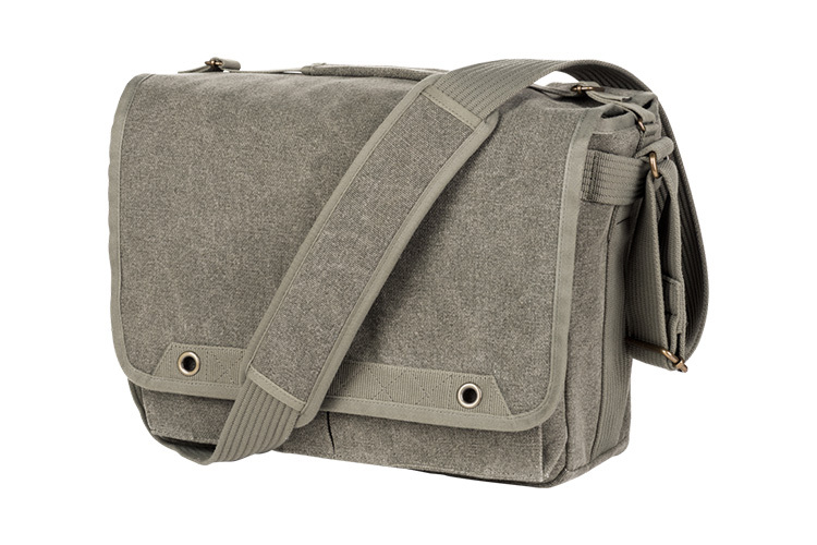 Think Tank Retrospective 30 V2.0 Pinestone