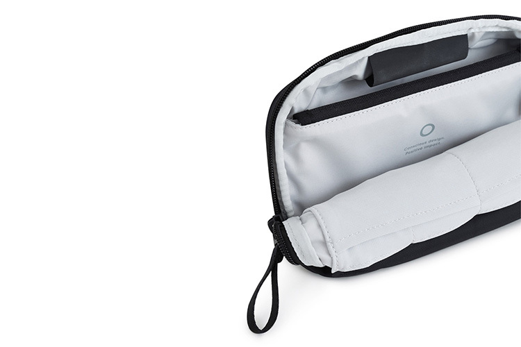 URTH Zeolite Tech Organiser Veske Svart