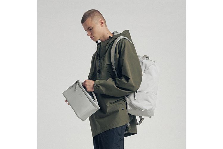 URTH Arkose 20L Ryggsekk + Insert Grå