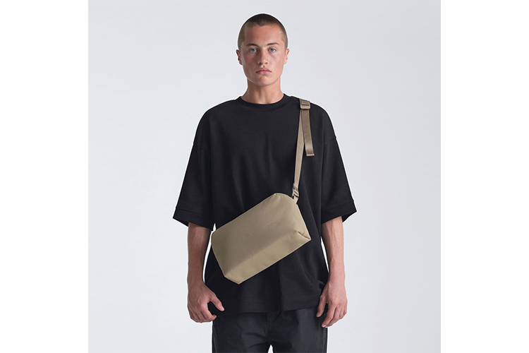 Urth Dolomite Camera Sling Veske Beige