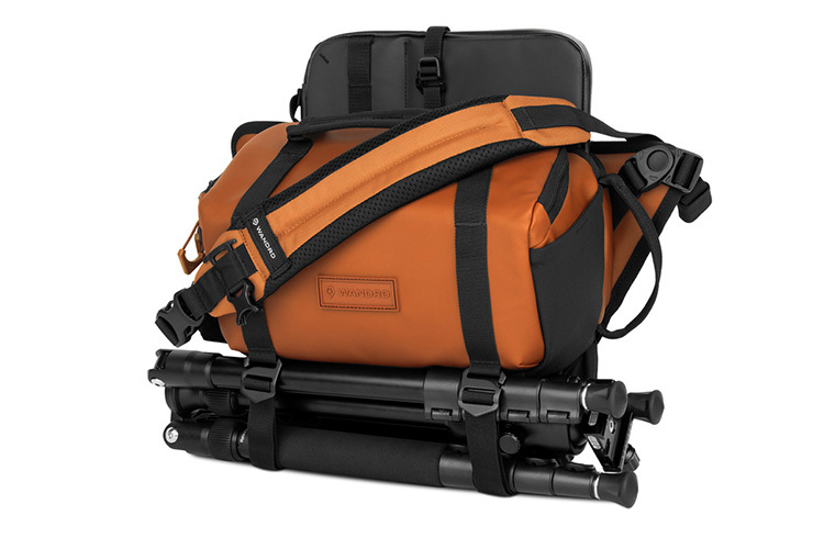 WANDRD ROUGE 6L V2 Slingveske Sedona Orange