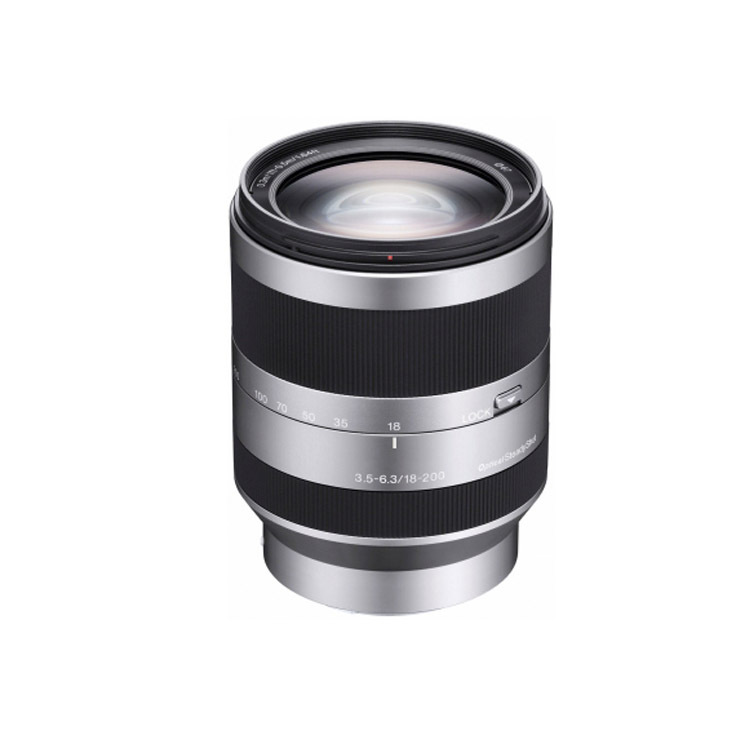 Sony E 18-200mm f/3.5-6.3 OSS B-vare