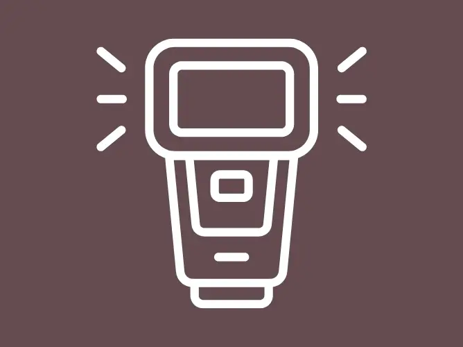 Illustrasjon av en blitsenhet med lysstråler på begge sider