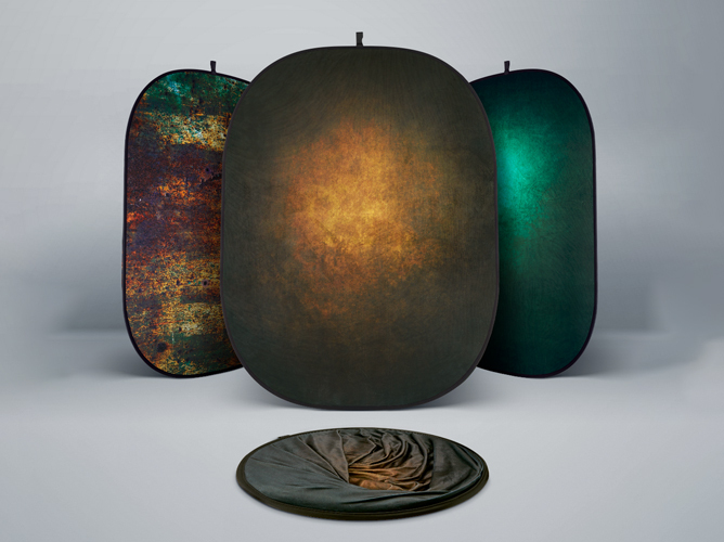 Sett med sammenleggbare bakgrunner i ulike farger og teksturer, inkludert rustbrun, mørkegrønn og blågrønn