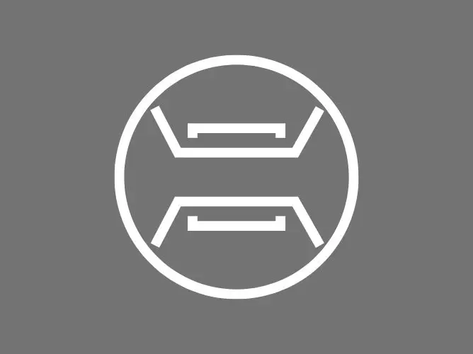 Et hvitt ikon med to parallelle horisontale linjer i en sirkel, på grå bakgrunn