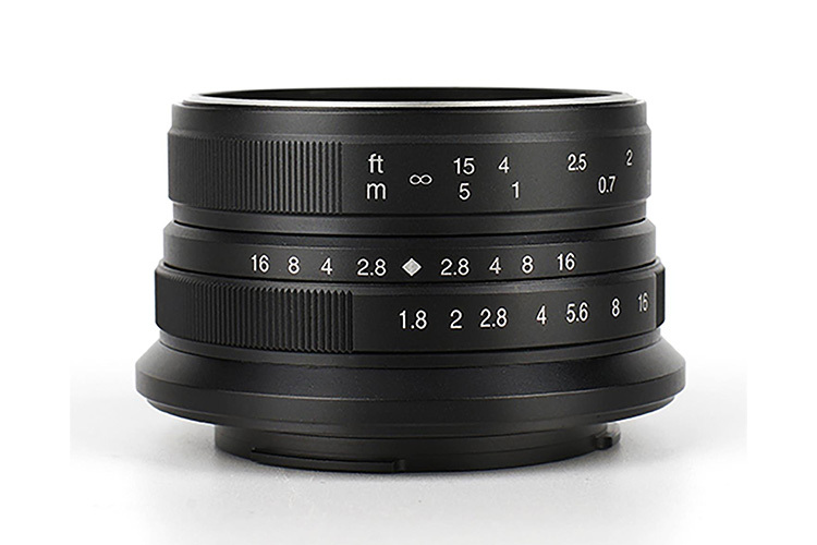 7Artisans 25mm f/1.8 for Fujifilm X 7Artisans 25mm f/1.8 for Fujifilm X