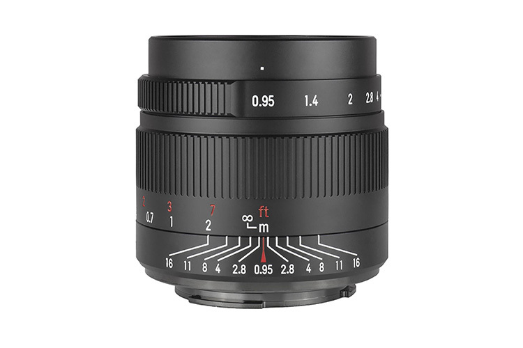 7Artisans 35mm f/0.95 for Fujifilm X 7Artisans 35mm f/0.95 for Fujifilm X