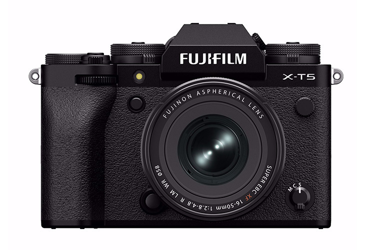Fujifilm X-T5 + XF 16-50mm f/2.8-4.8 R LM WR Sort Fujifilm X-T5 + XF 16-50mm f/2.8-4.8 R LM WR Sort