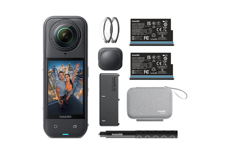 Insta360 X5 Essentials Bundle