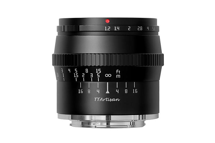 TTArtisan 50mm f/1.2 for Fujifilm X TTArtisan 50mm f/1.2 for Fujifilm X